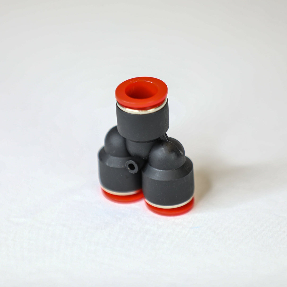 1/2 x 1/2 inch Y Divider Splitter - Tucker® USA#